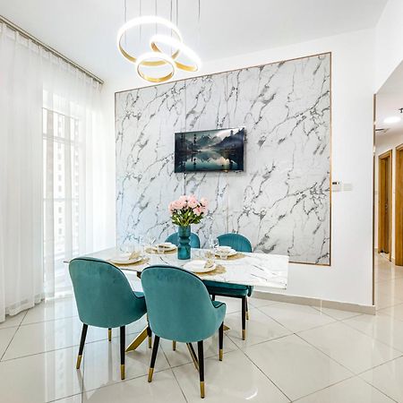 5 Star Serviced Apartment With Beach Access In The Heart Of Dubai Marina Free Welcome Gift Box Upon Arrival Exterior foto