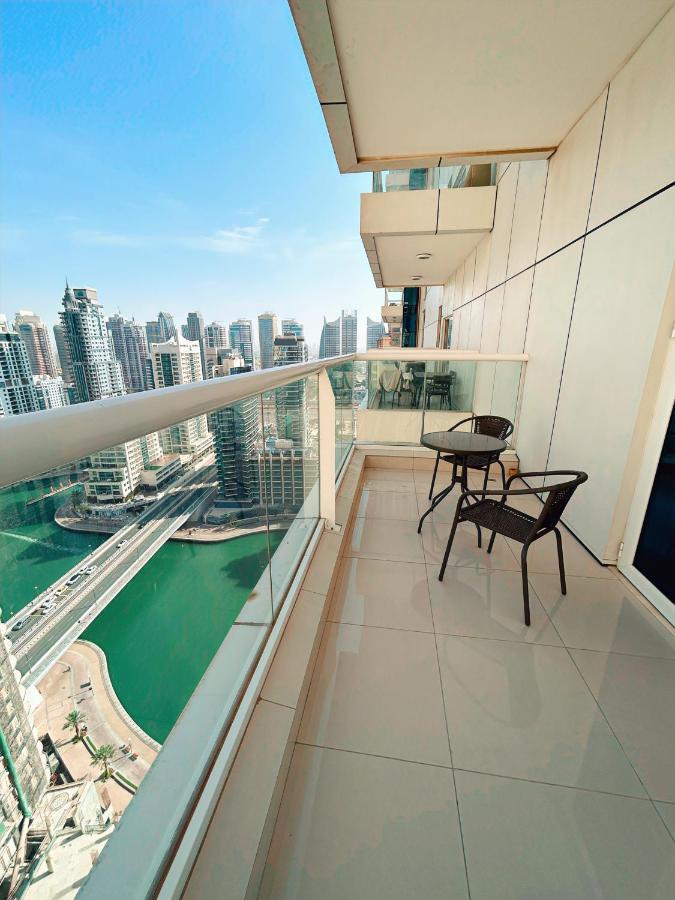 5 Star Serviced Apartment With Beach Access In The Heart Of Dubai Marina Free Welcome Gift Box Upon Arrival Exterior foto